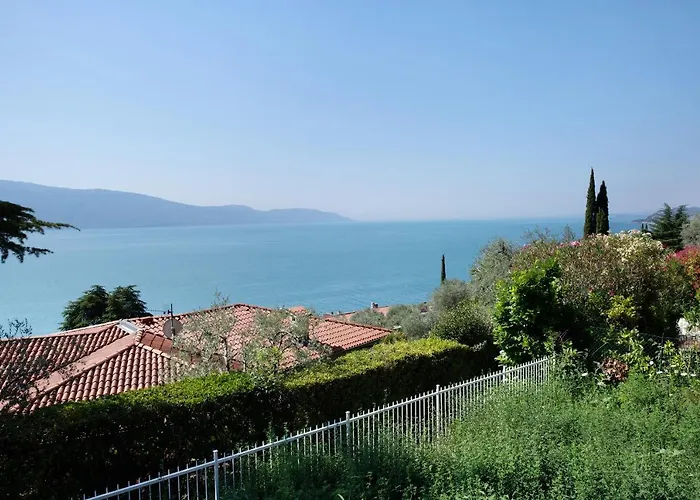 아파트 Villa Gargnano 가르냐노